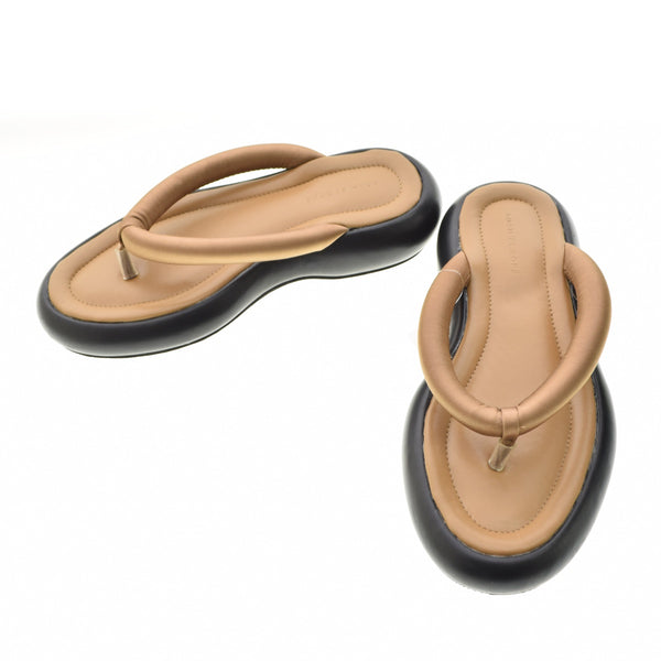 ADAM ET ROPE トングパフサンダル