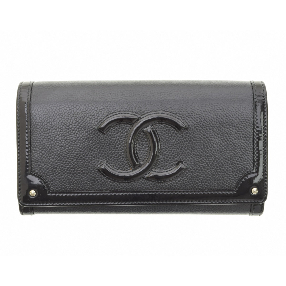CHANEL A80852 エナメル キャビアスキン