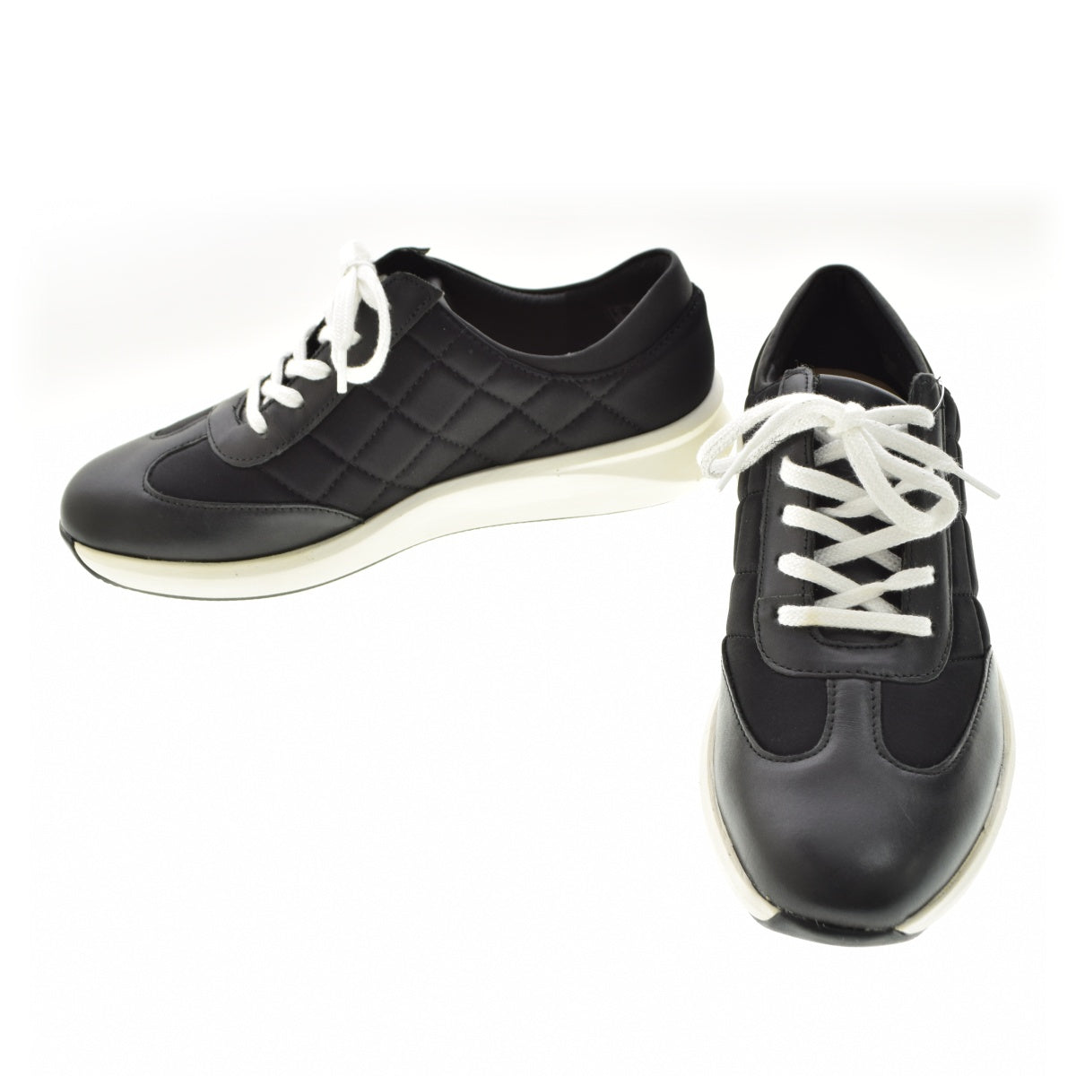 CLARKS 26167369 ネット限定 Un Rio Stitch アンリオステッチ(ブラックコンビ)