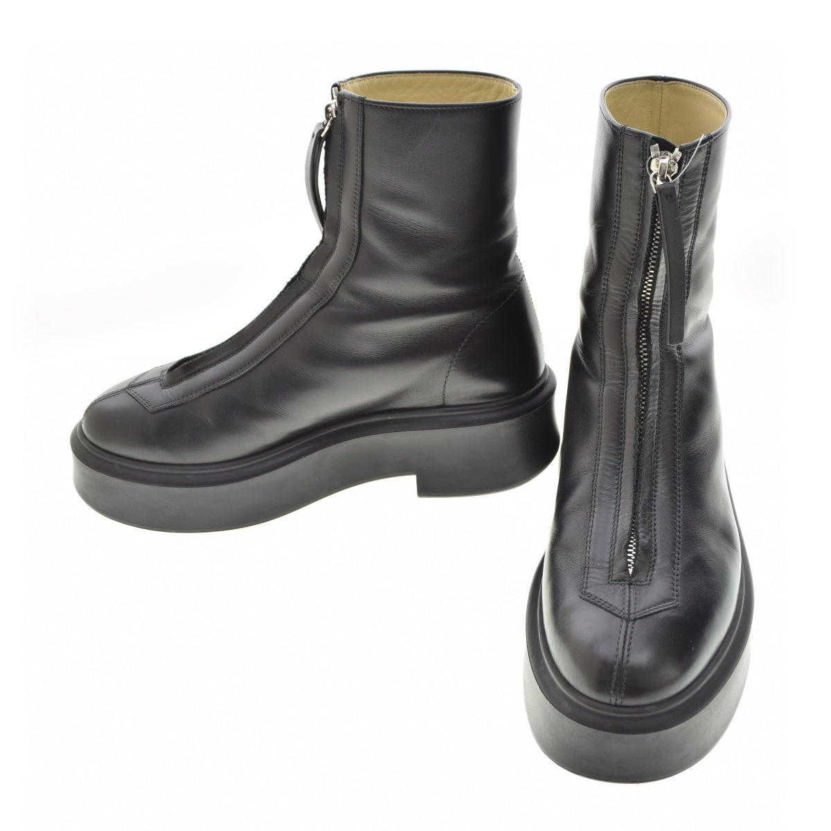 THE ROW F1144-L64R ZIPPED BOOT I