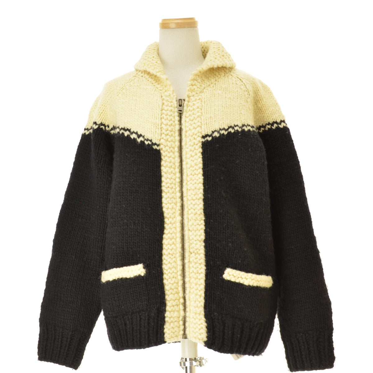 MADISON BLUE MB244-8020 HAND-KNITTED HELLO COWICHAN ウール