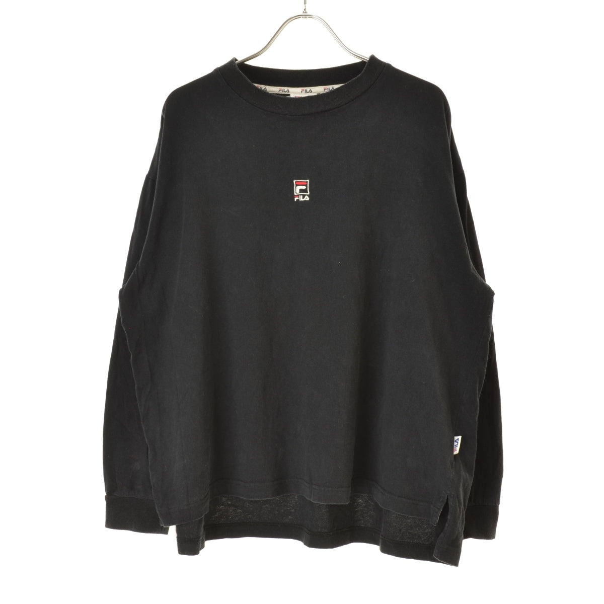 FILA フロントロゴ